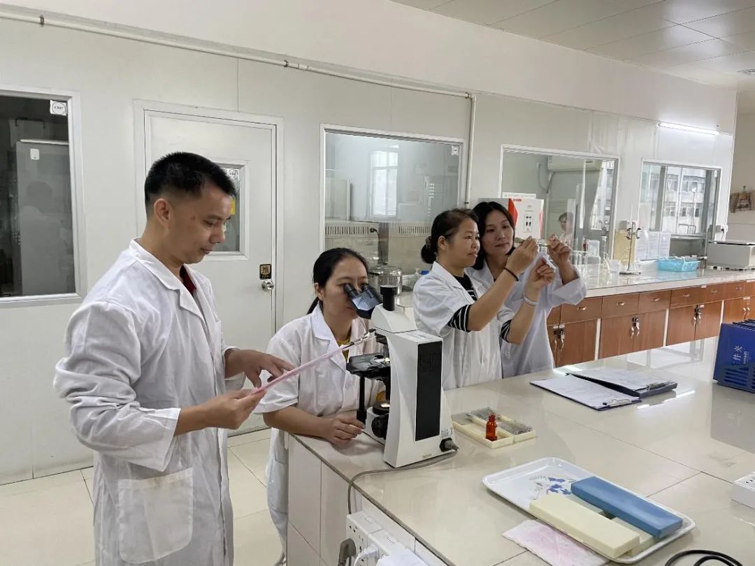 此次进入创新层是纬达光电继新三板挂牌后在资本市场取得的又一阶段性成果,标志着资本市场对纬达光电的进一步认可。接下来,纬达光电将借助资本市场的平台优势,加快产业资源和技术创新融合,加速产品升级迭代,推动 此次进入创新层是纬达光电继新三板挂牌后在资本市场取得的又一阶段性成果,标志着资本市场对纬达光电的进一步认可。接下来,纬达光电将借助资本市场的平台优势,加快产业资源和技术创新融合,加速产品升级迭代,推动