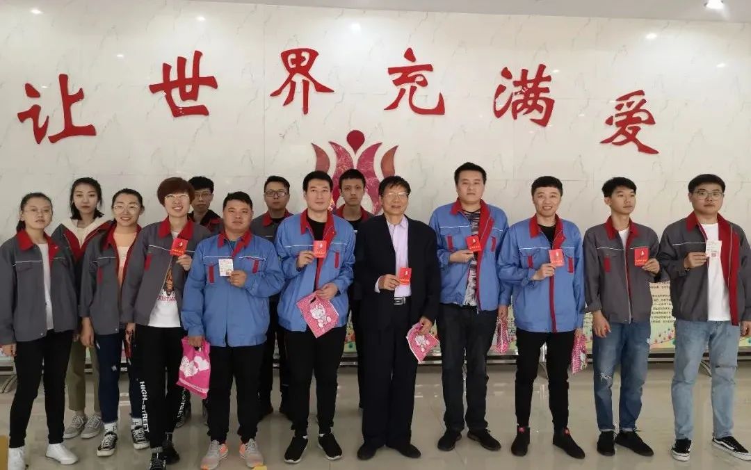 星湖科技搭好“三台” 助力青年员工在奋斗中释放青春活力 星湖科技搭好“三台” 助力青年员工在奋斗中释放青春活力