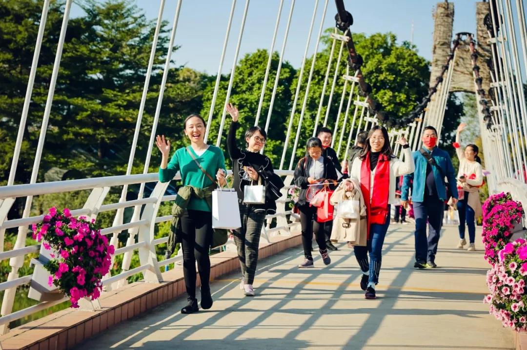 聚力迎新 奋进2022——集团总部开展团建(健走)活动 聚力迎新 奋进2022——集团总部开展团建(健走)活动