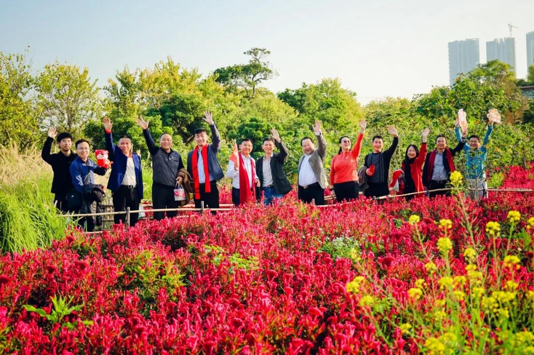 聚力迎新 奋进2022——集团总部开展团建(健走)活动 聚力迎新 奋进2022——集团总部开展团建(健走)活动