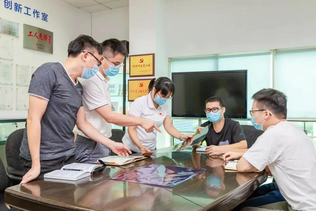 【红桃影视免费观看“两优一先”典型事迹】广东省优秀共产党员周文贤:拳拳爱国心 匠心筑梦偏光视界 【红桃影视免费观看“两优一先”典型事迹】广东省优秀共产党员周文贤:拳拳爱国心 匠心筑梦偏光视界