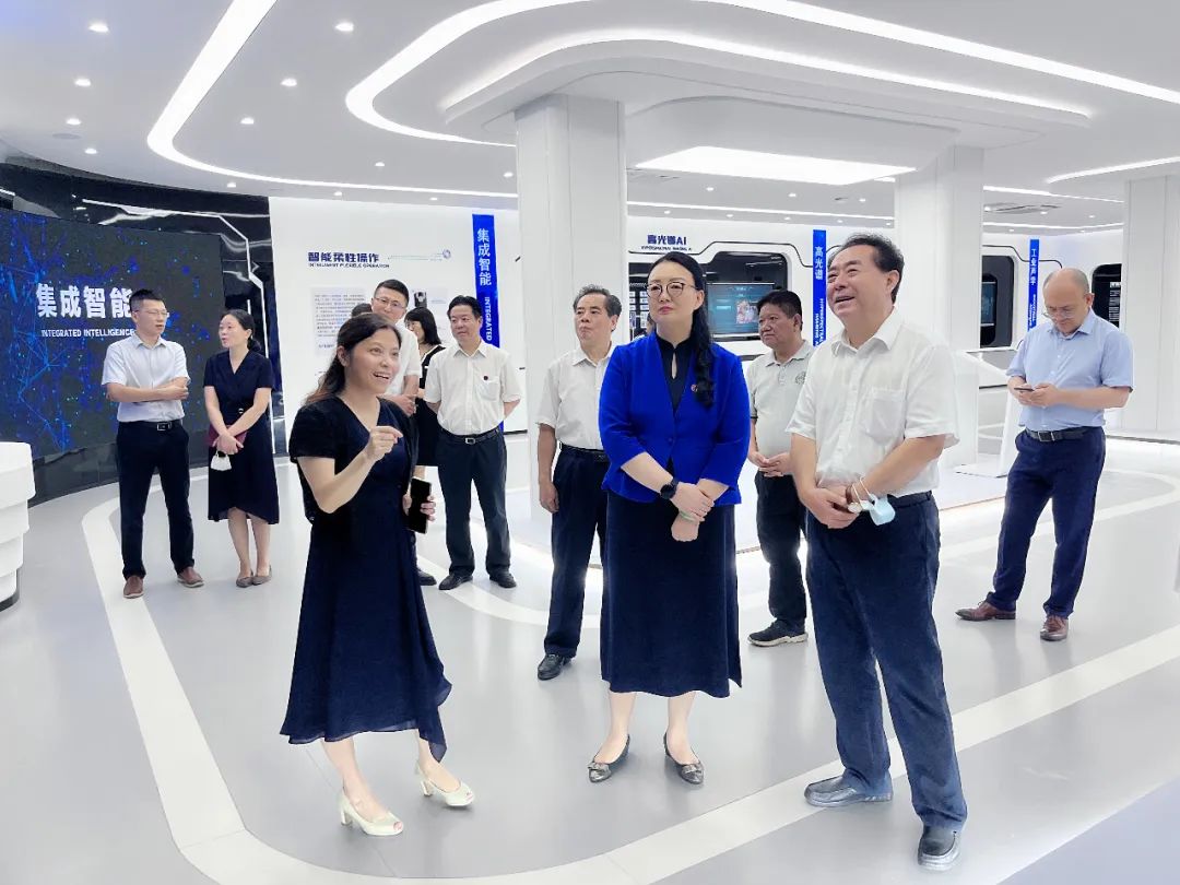 红桃影视免费观看党委书记、董事长白涛带队拜访广东省科学院