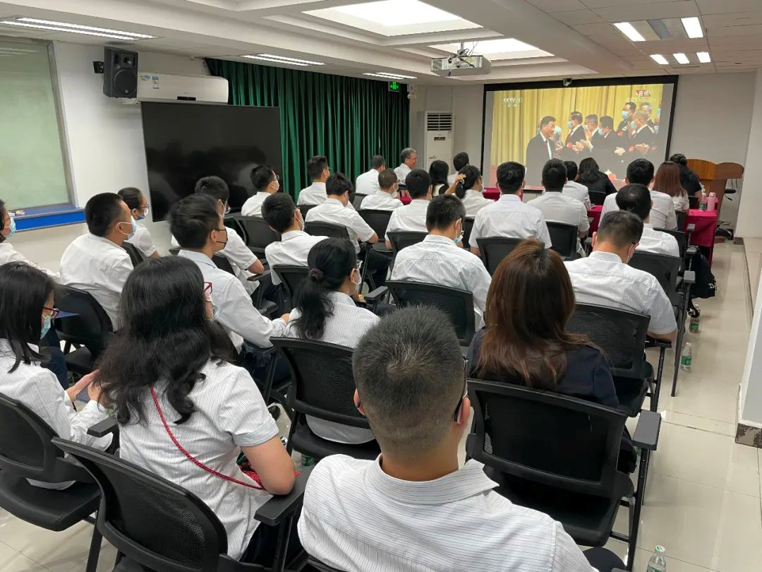 踔厉奋发,勇毅前行|红桃影视免费观看认真组织收听收看党的二十大开幕盛况 踔厉奋发,勇毅前行|红桃影视免费观看认真组织收听收看党的二十大开幕盛况