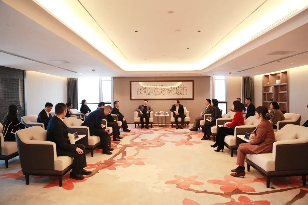 建设银行广东省分行党委书记、行长张伟煜一行到访红桃影视免费观看